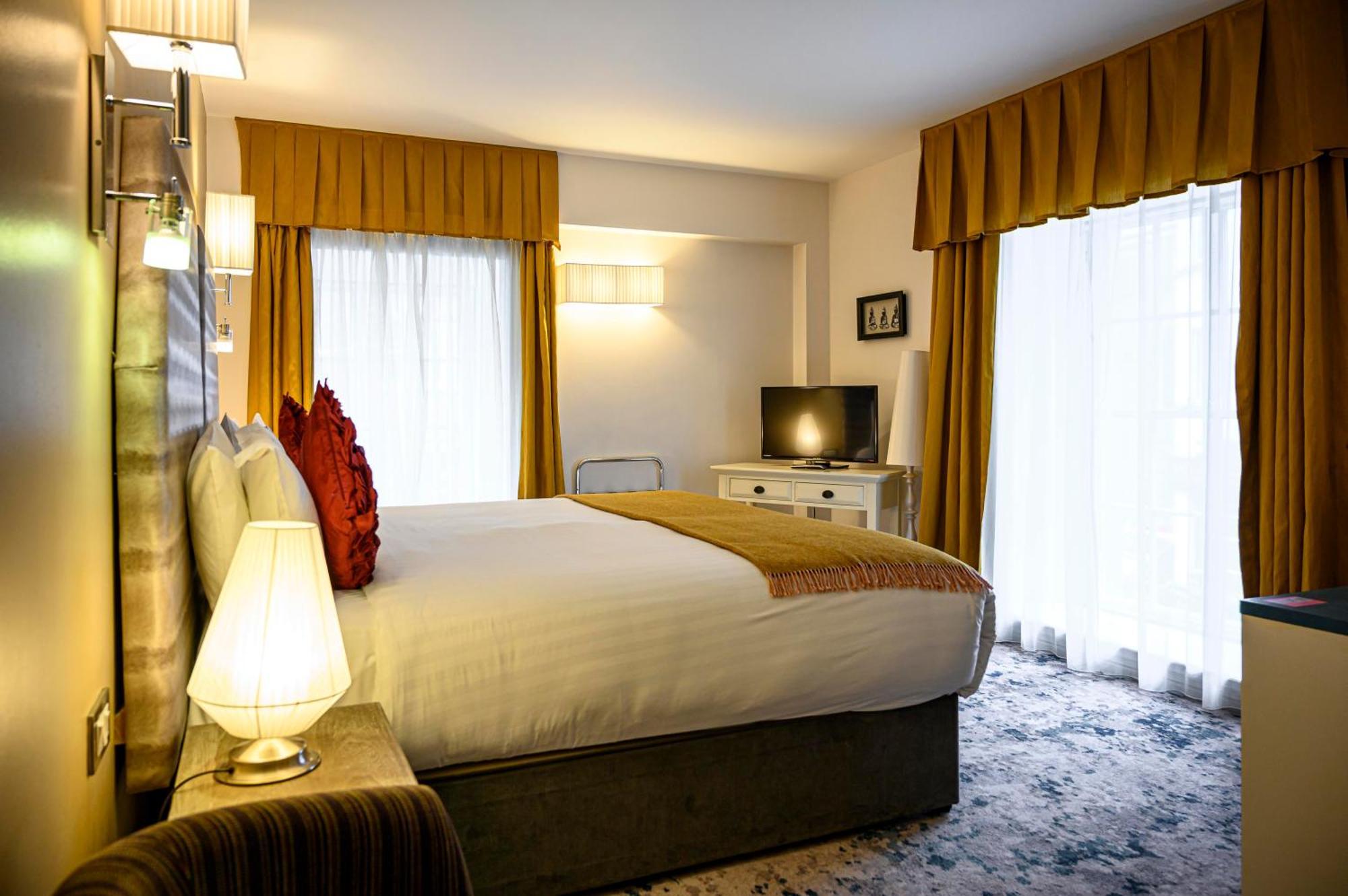 The House Hotel, An Ascend Hotel Collection Member กัลเวย์ ภายนอก รูปภาพ